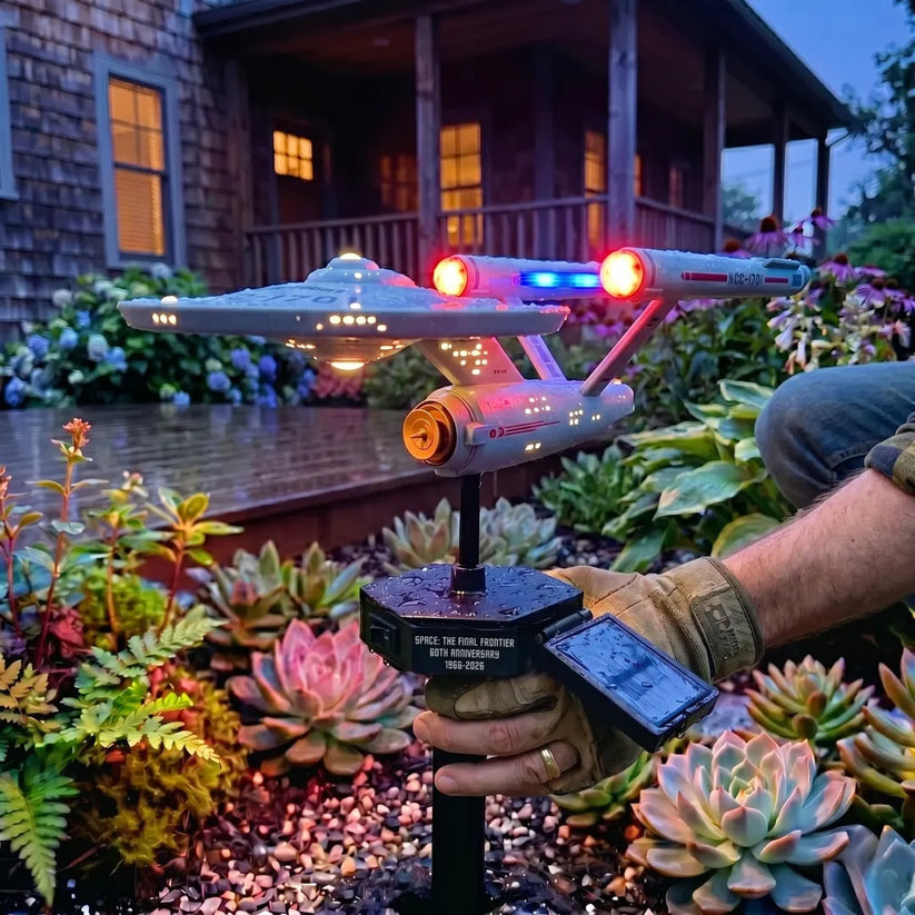 🖖 Starship Enterprise Solar Garden Light – 60th Anniversary Edition